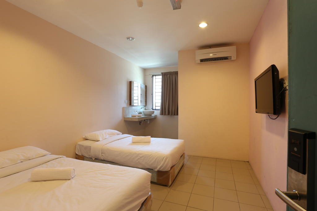 New Town Hotel Klang Kamer foto